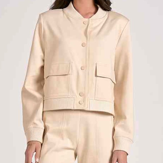 OUTERWEAR & JACKETS | Charlie Boutique